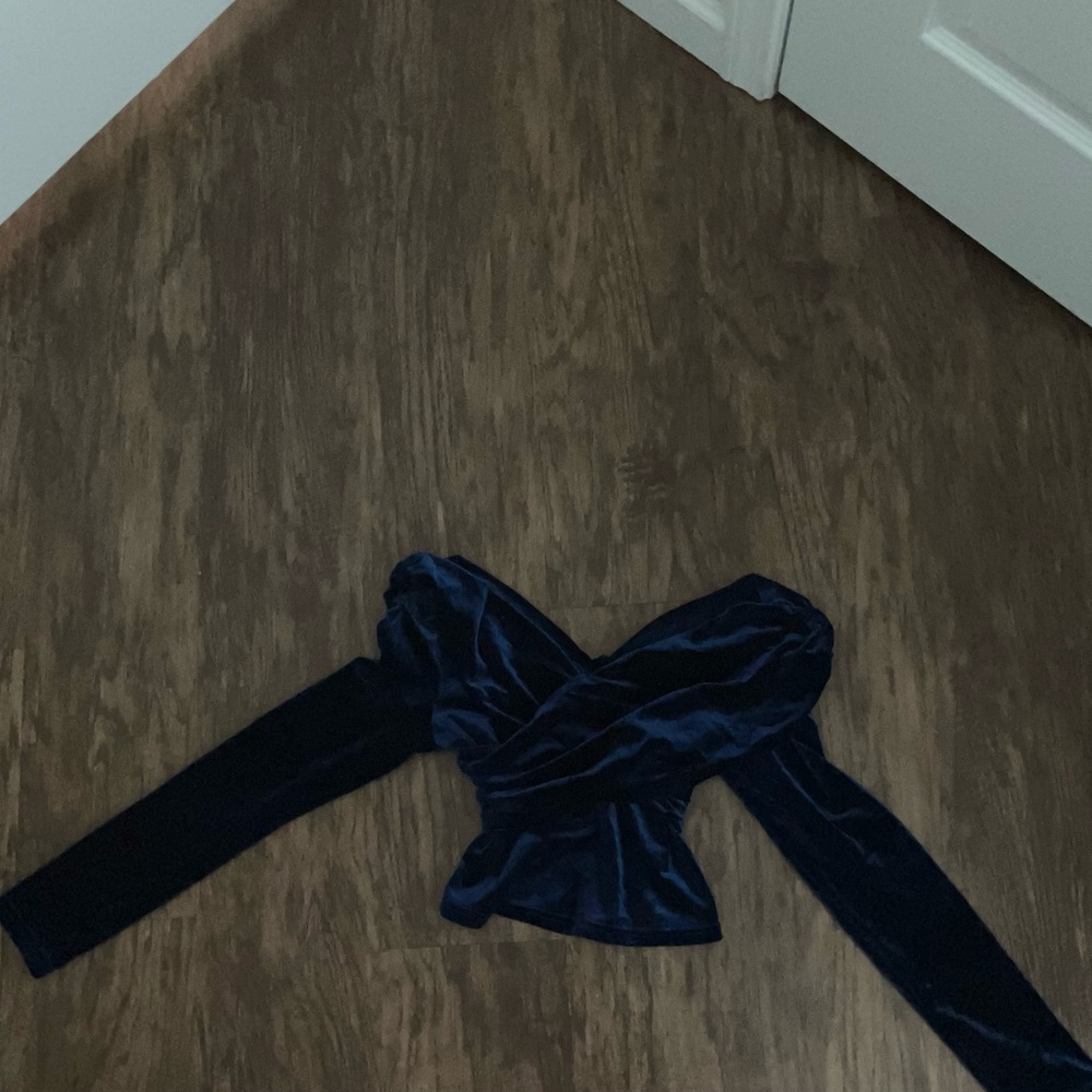 Cider Velvet Navy Crop Top